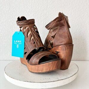 NEW Lane Boots BECCA Womens Brown Wedges 10 Western Cowgirl Wooden Heel Sandals